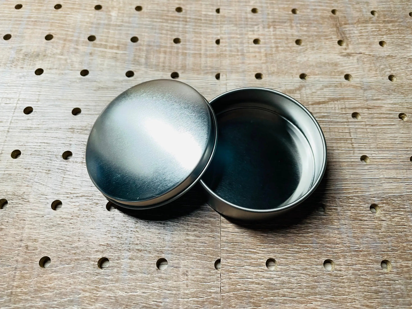 [高級アウトレット品]プッシュオン式 ブリキ丸缶6缶セット 直径62mm×高さ21㎜ - 収納グッズ