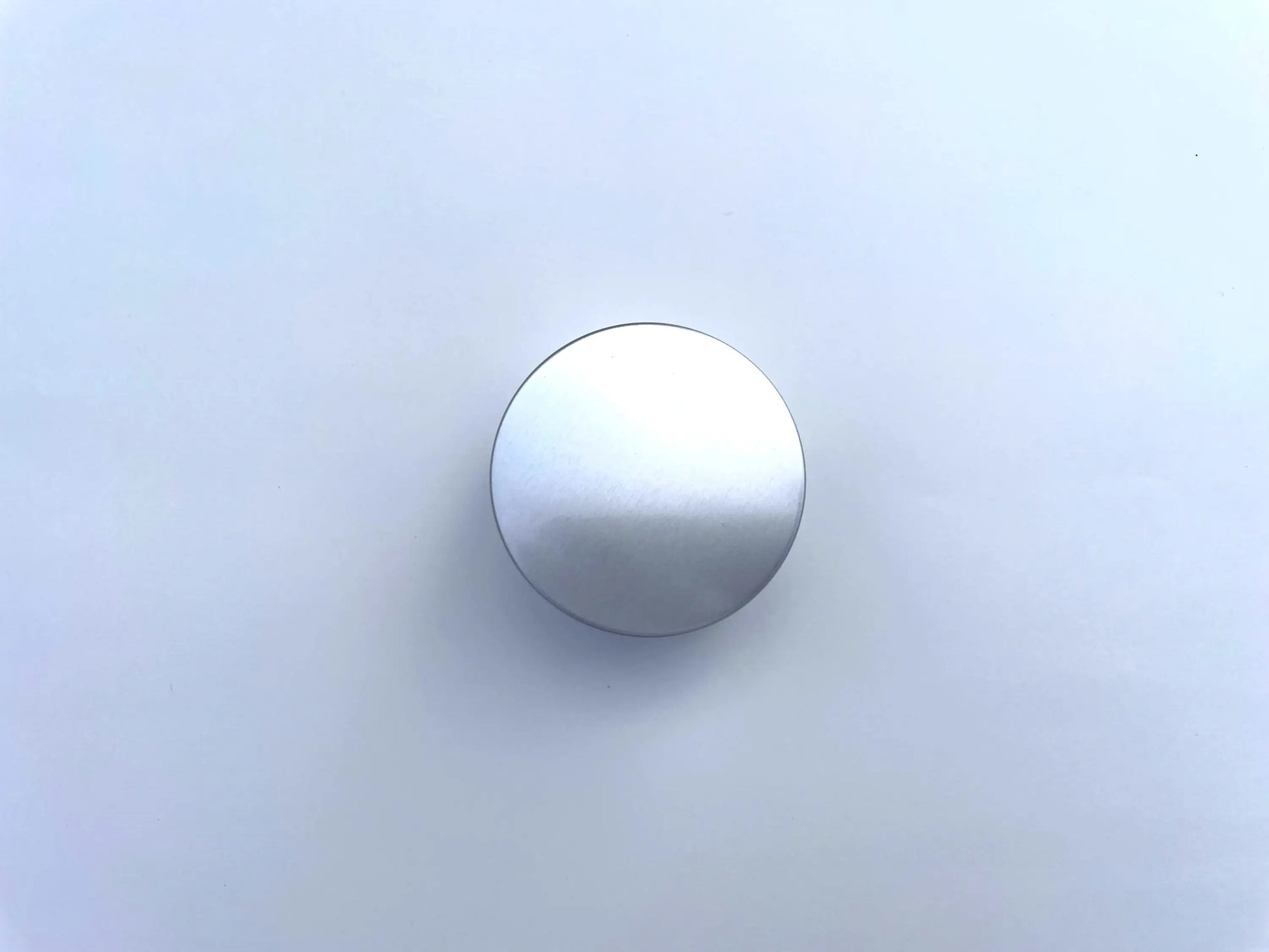 [高級アウトレット品]アルミ丸缶6缶セット 直径50mm×高さ23mm - 収納グッズ