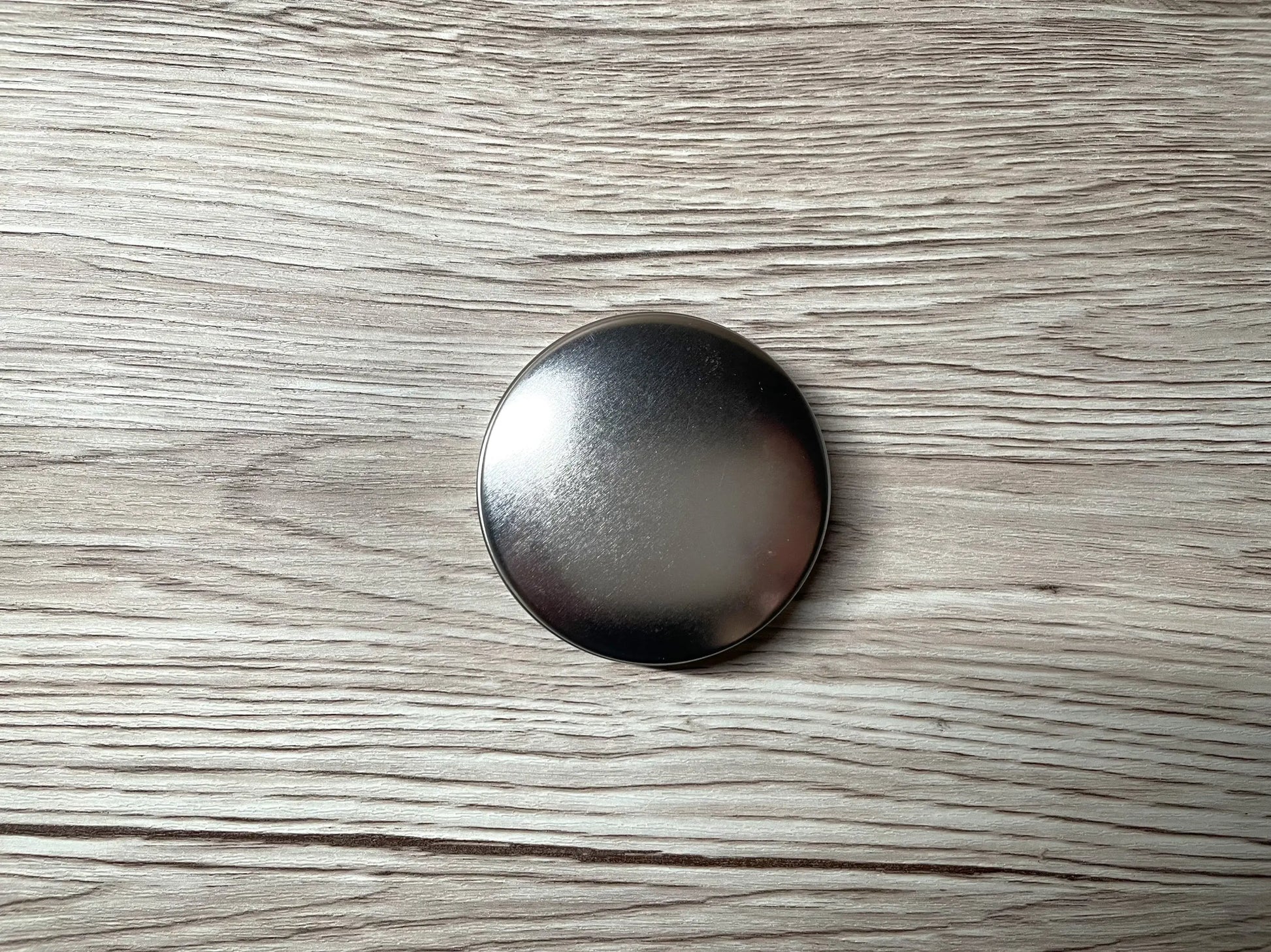 [高級アウトレット品]プッシュオン式 ブリキ丸缶6缶セット 直径62mm×高さ21㎜ - 収納グッズ